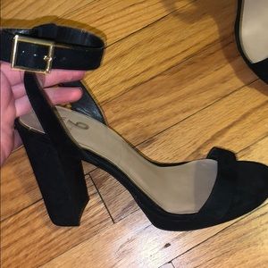 Black Strappy Suede Chunky Heels